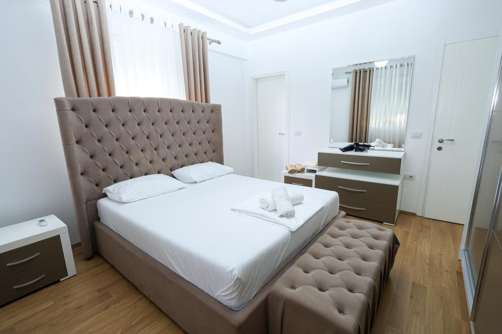 Romina Apartment Берат Екстер'єр фото