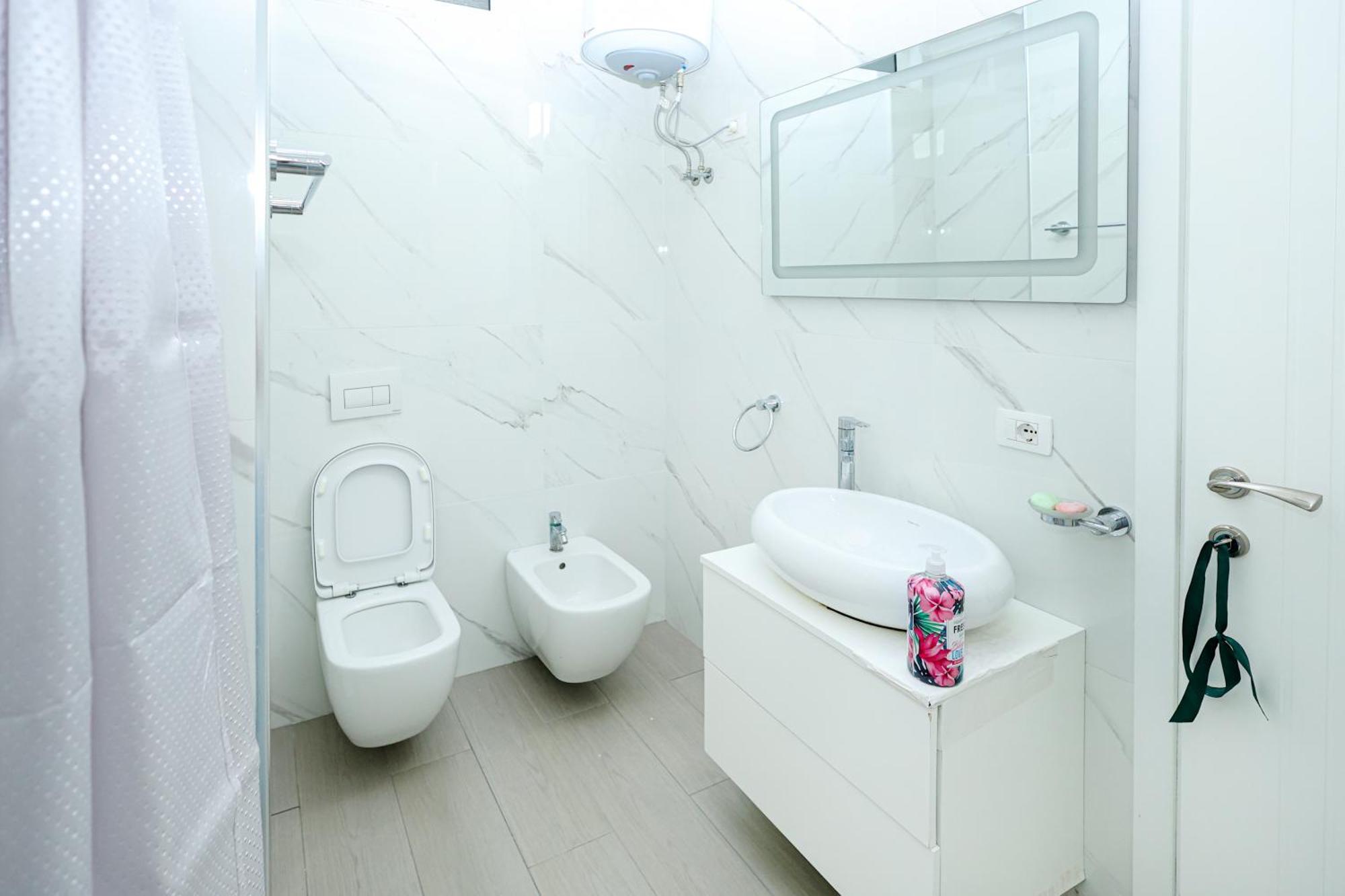 Romina Apartment Берат Екстер'єр фото